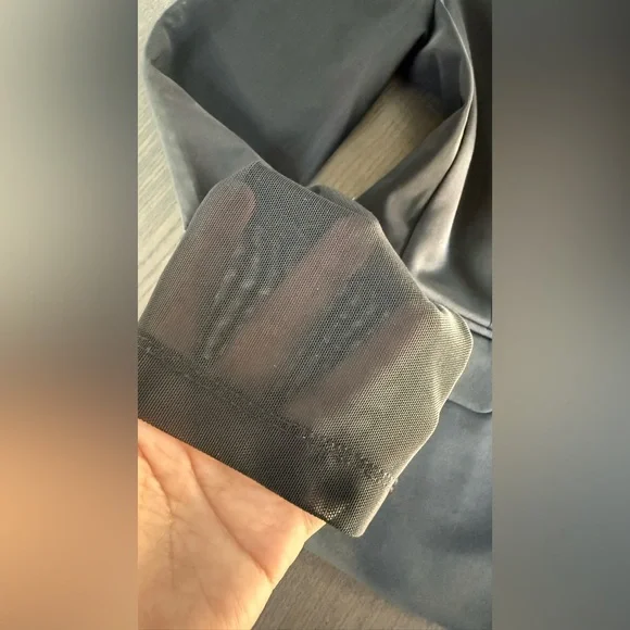 Forever 21 Black Blazer - Picture 6 of 8